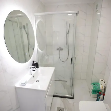 Lana تريبينيي